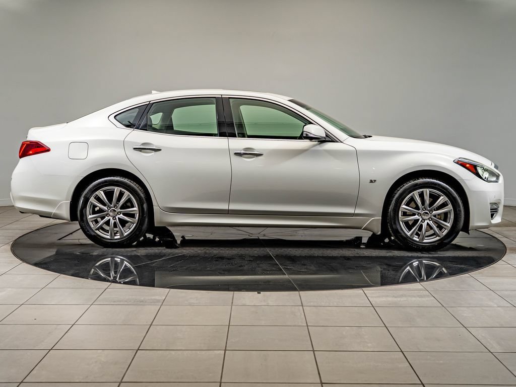 Used 2015 Moonlight White INFINITI 3.7X image 11
