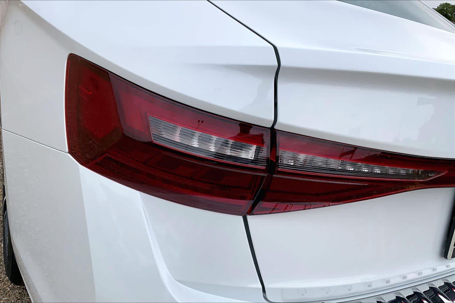 New 2026 Opal White Pearl Volkswagen SE image 14