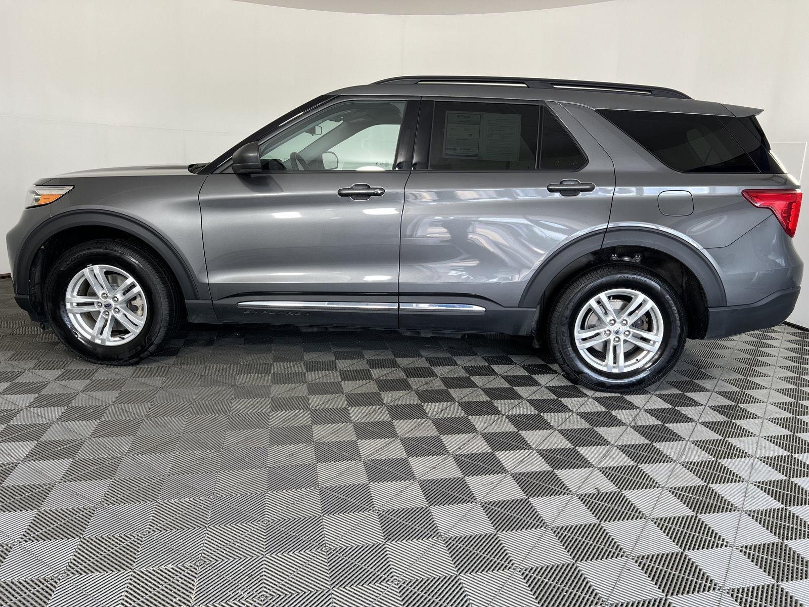 Used 2023 Carbonized Gray Ford XLT image 6