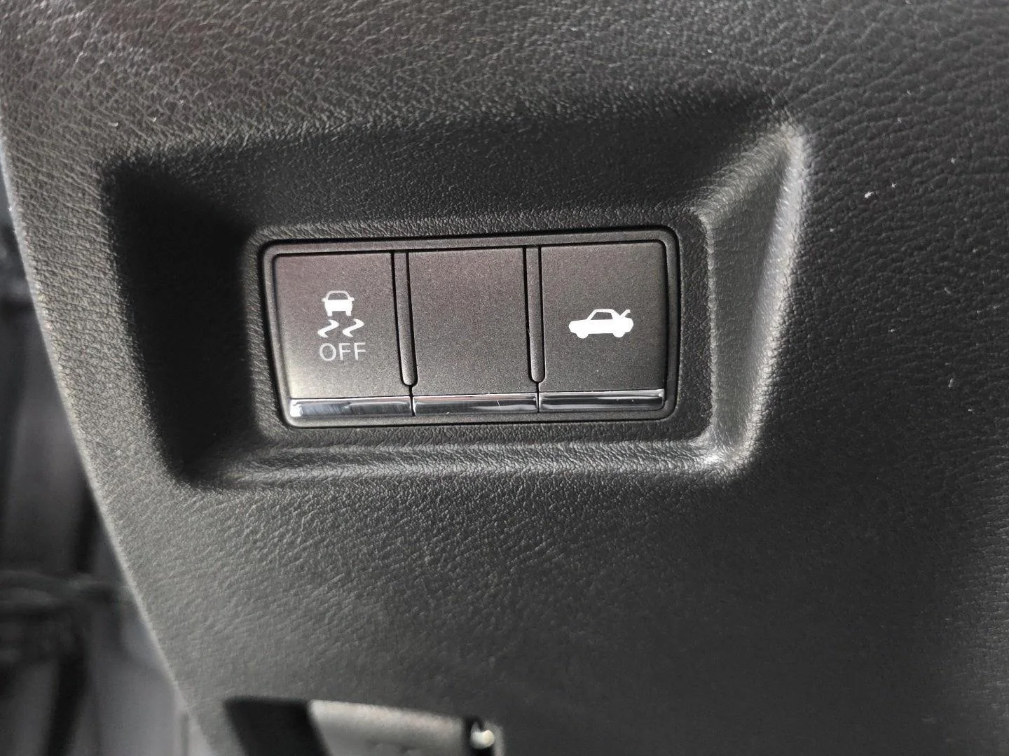 Used 2022 Graphite Shadow INFINITI LUXE image 24