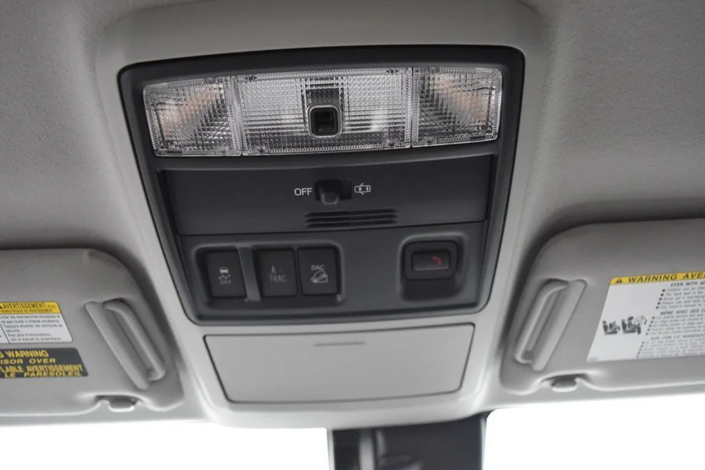 Used 2020 Silver Toyota SR5 image 15
