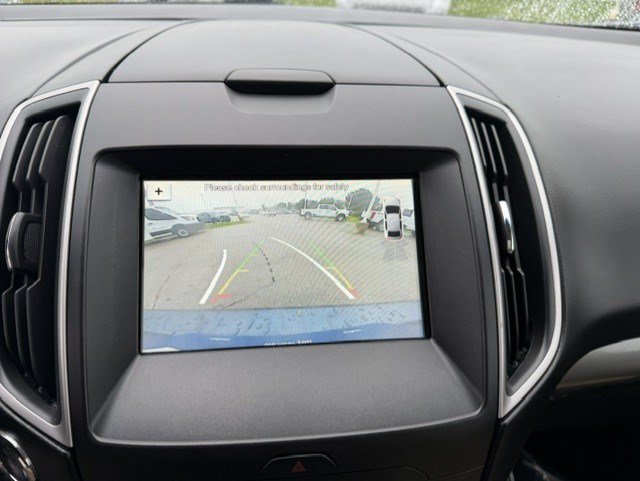 Used 2018 Blue Metallic Ford SEL image 18