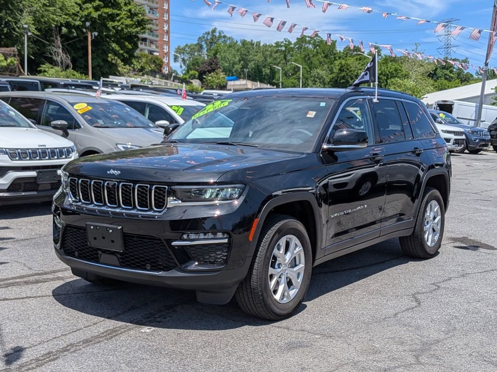 Used 2023 Black Jeep Limited image 2