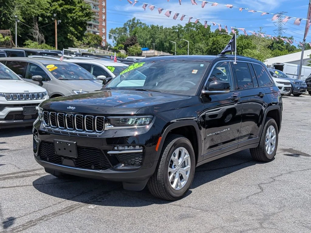 Used 2023 Black Jeep Limited image 2