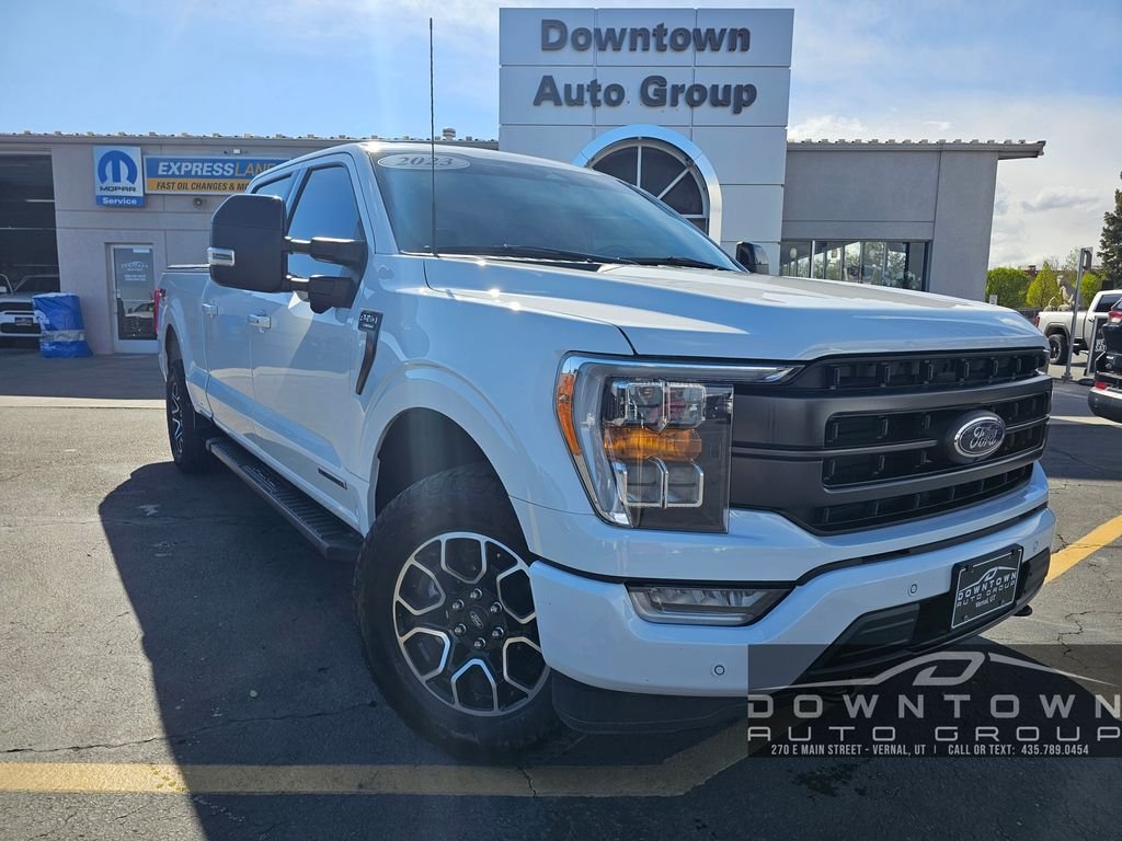 Used 2023 White Ford Lariat image 1