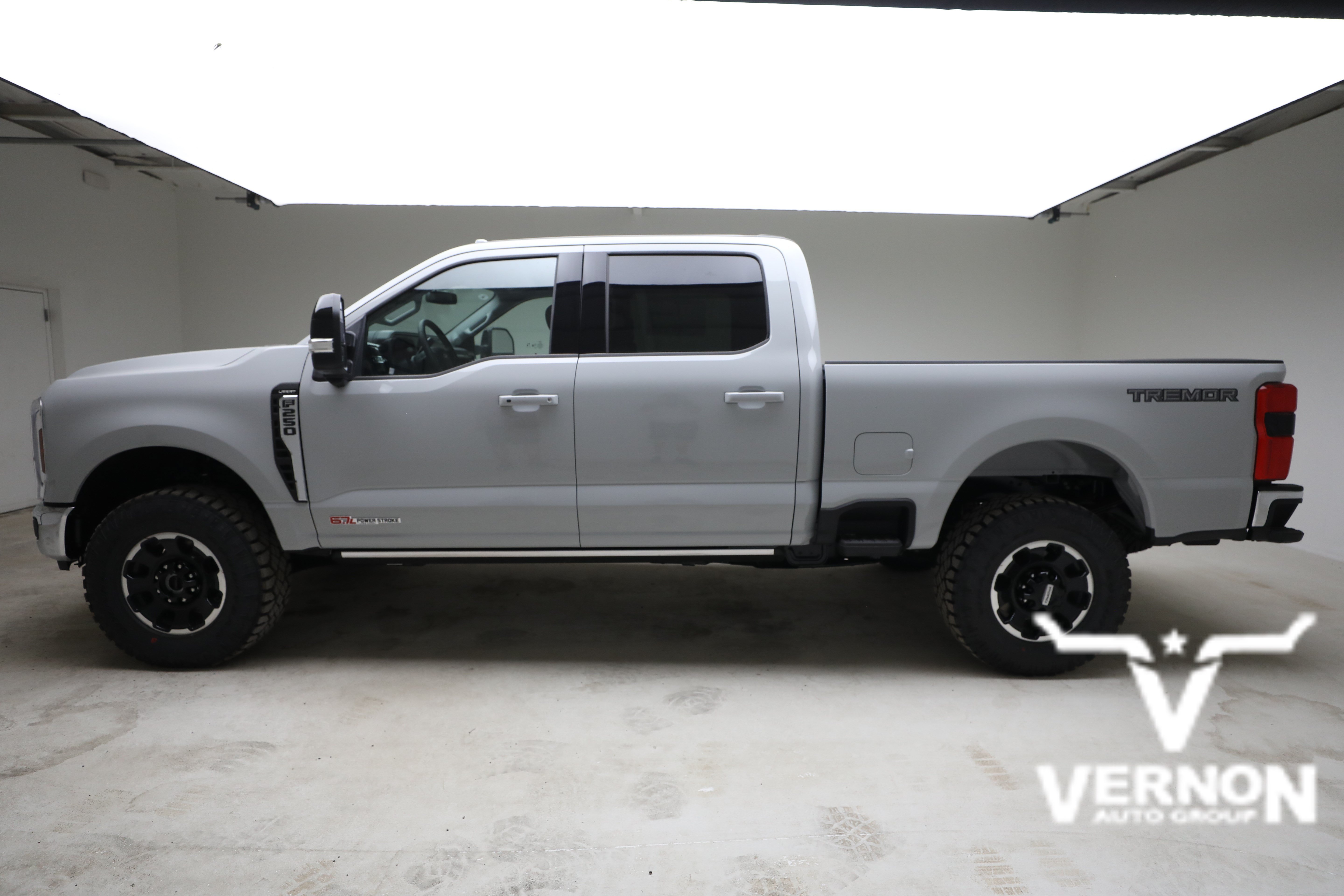New 2026 Avalanche Ford  image 2