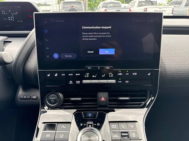 Used 2024 Smoked Carbon Subaru Limited image 22