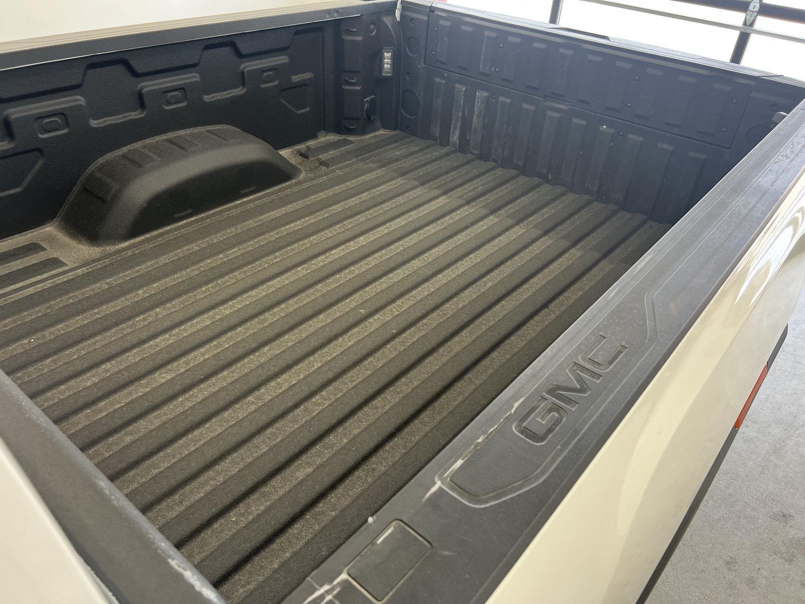 2024 GMC Sierra 2500HD AT4 - Photo 7