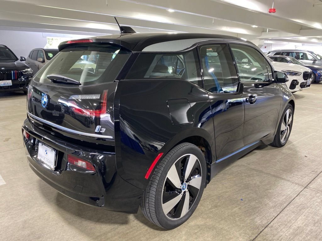 Certified Used 2020 Fluid Black w/BMW i Frozen Blue Accent BMW 120Ah w/Range Extender image 5