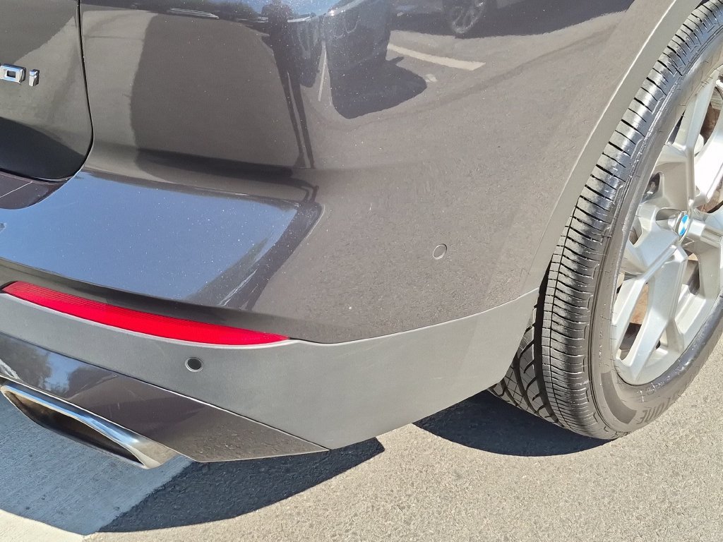Used 2023 Gray BMW xDrive30i image 29