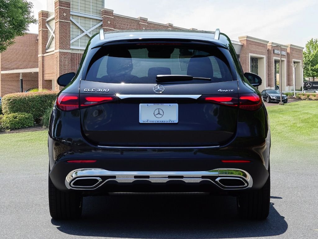 New 2026 Graphite Grey Metallic Mercedes-Benz GLC 300 image 5
