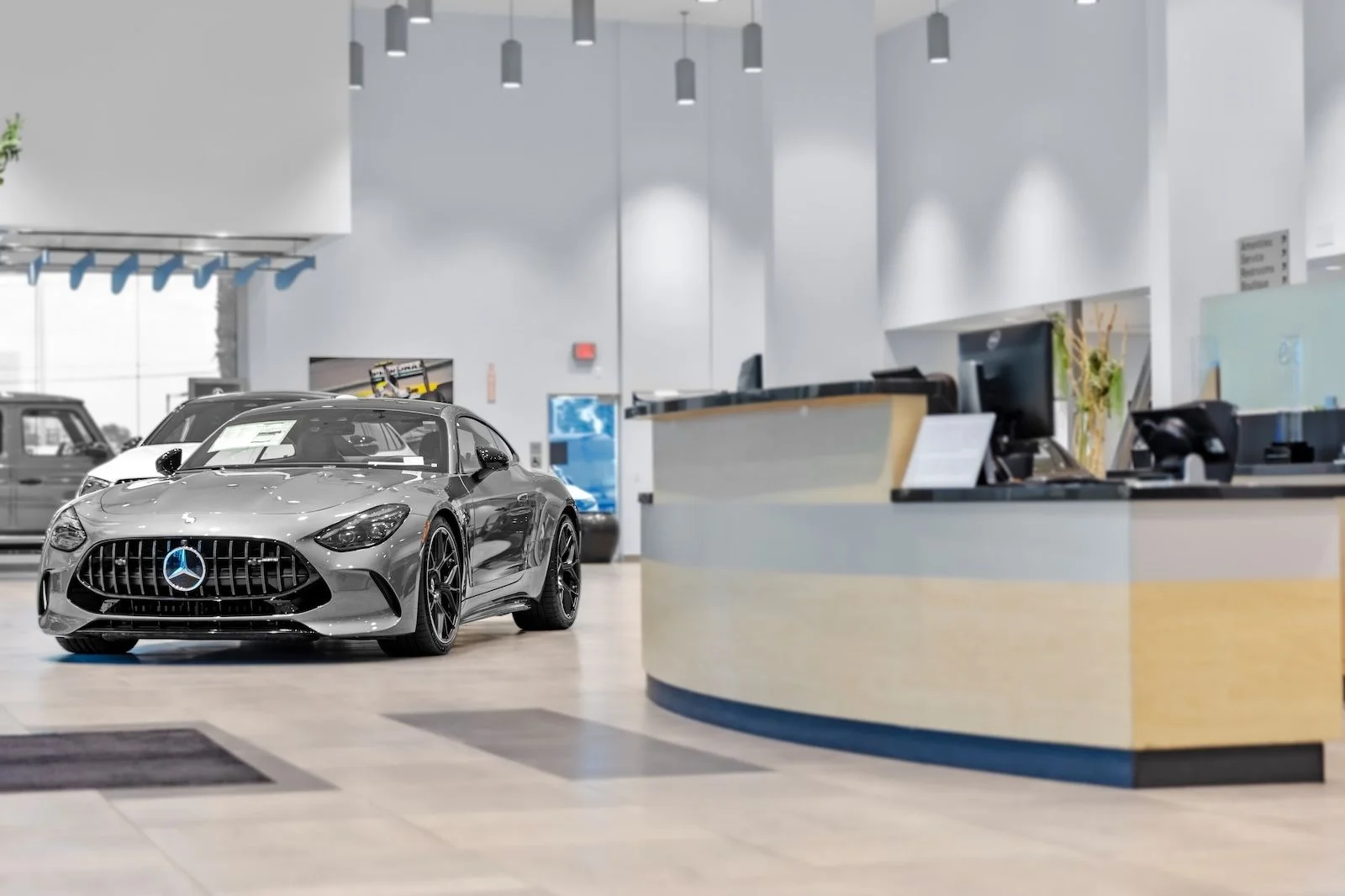 2026 Mercedes-Benz S-Class AMG S 63 - Photo 25