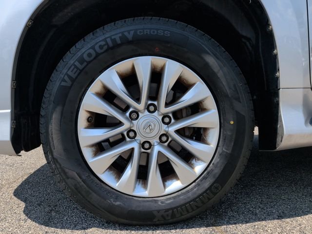 Used 2018 Silver Lexus 460 image 9