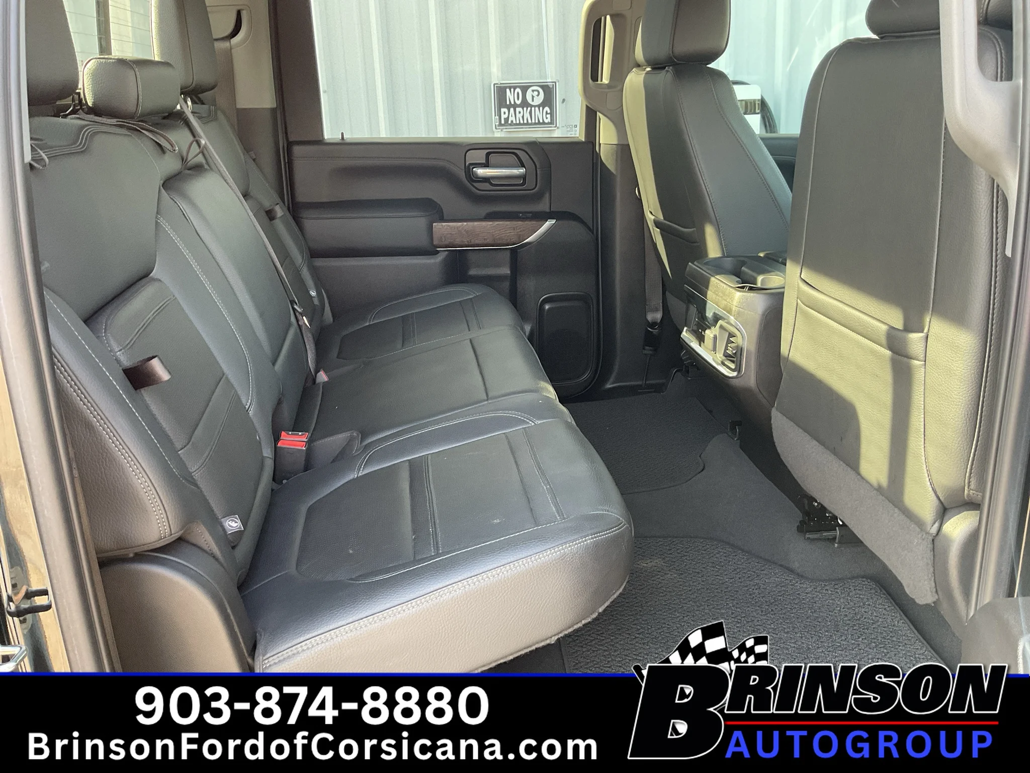 Used 2022 Onyx Black GMC Denali image 21