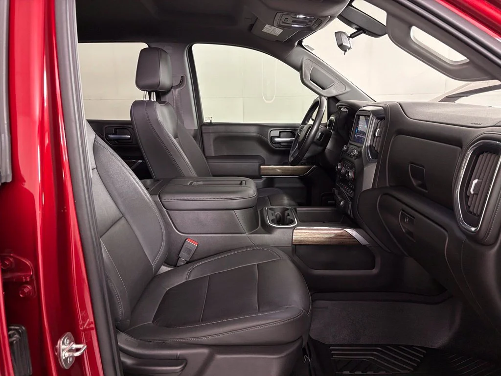 Used 2021 Red Chevrolet LT Trail Boss image 53