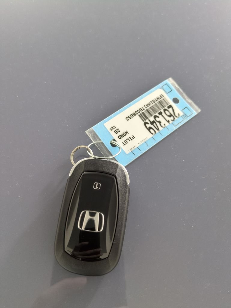New 2026 Sonic Gray Pearl Honda EX-L image 27