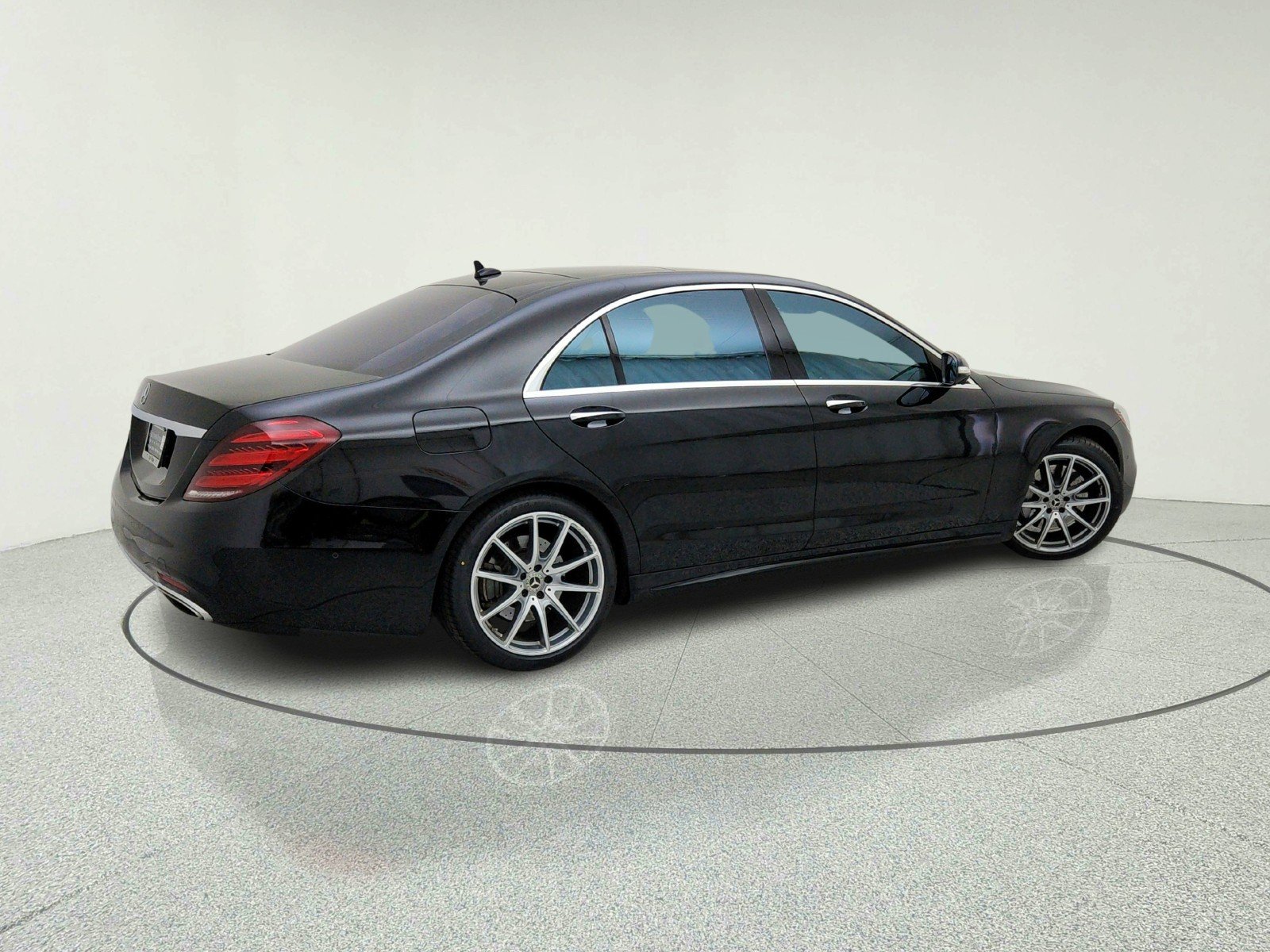Used 2018 Black Mercedes-Benz S 450 image 8