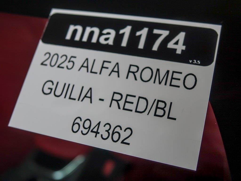 2025 ALFA ROMEO GIULIA (952) - Image 21