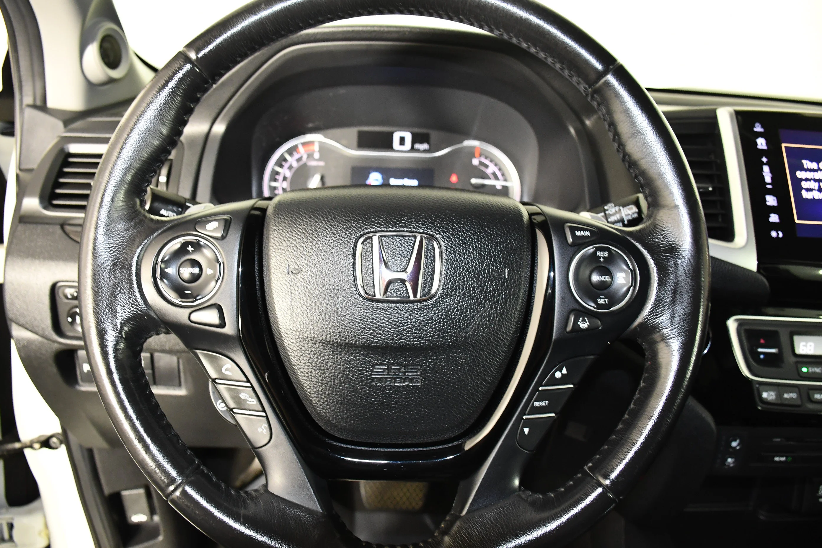 Used 2017 White Honda Elite image 19