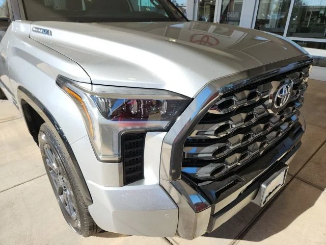 2026 Toyota Tundra Platinum - Photo 8