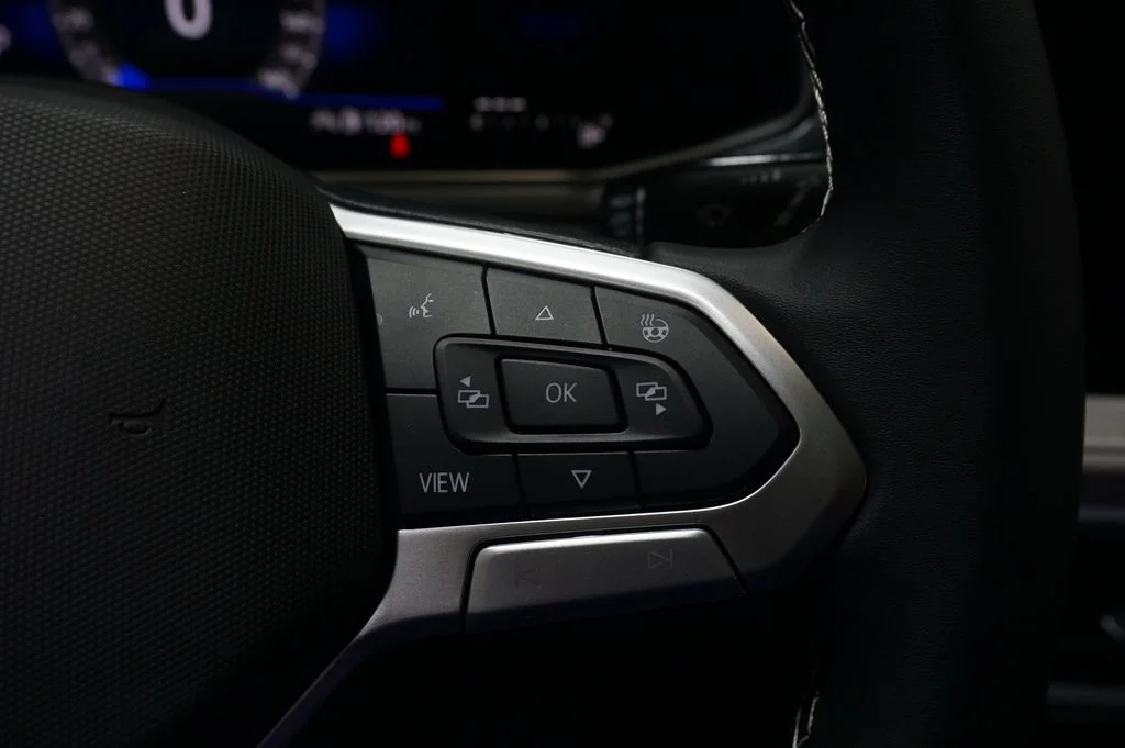 New 2026 Black Volkswagen 1.5T SE image 19