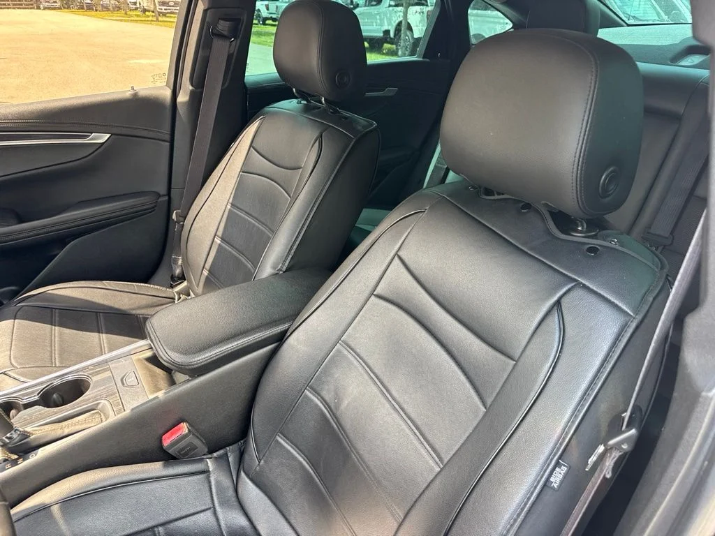 Used 2017 Black Chevrolet LT image 10