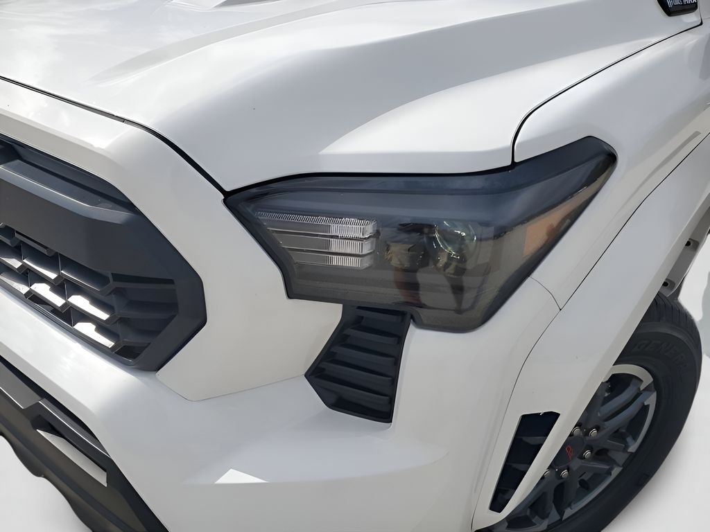 2025 Toyota Tacoma TRD Sport - Photo 16