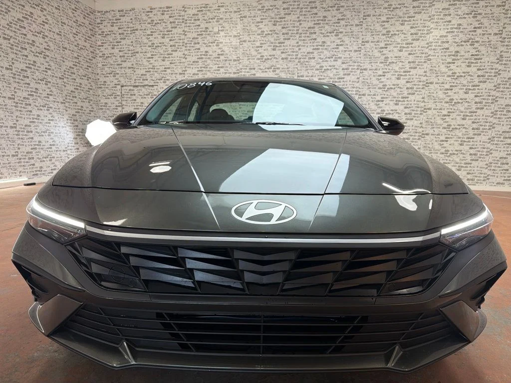 New 2026 Amazon Gray Hyundai SEL Sport image 2