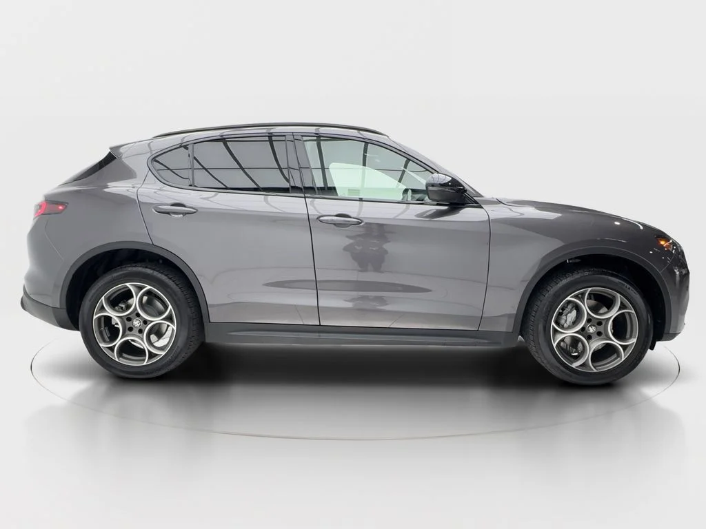 New 2026 Gray Alfa Romeo Base image 9