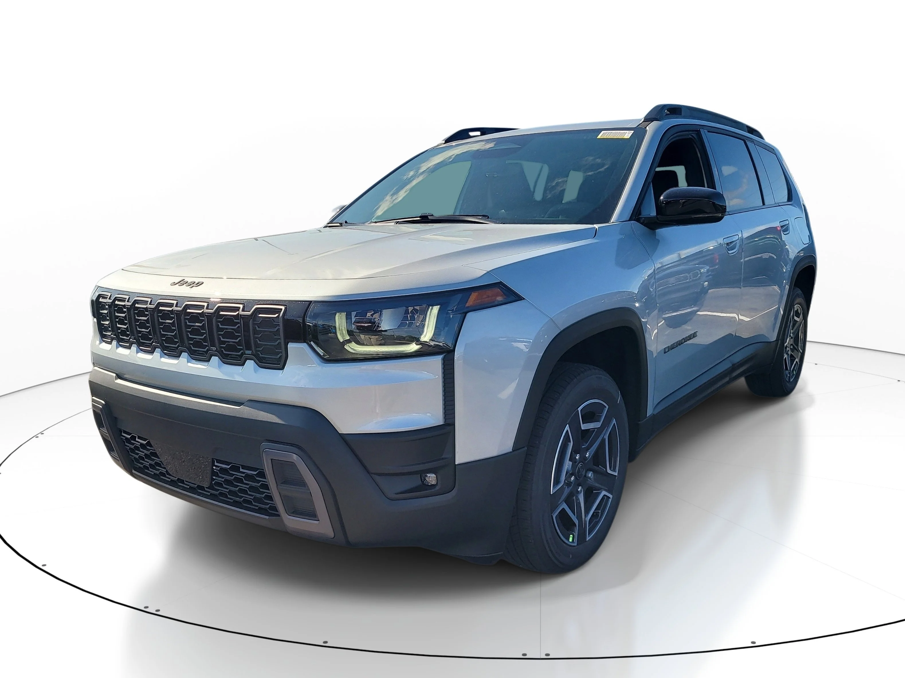 New 2026 Silver Zynith Clearcoat Jeep Limited image 4