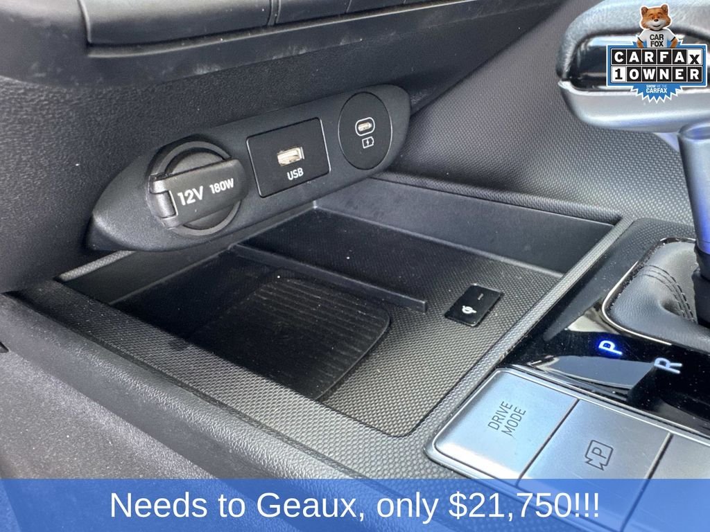 Used 2025 Gray Hyundai SEL Convenience image 47