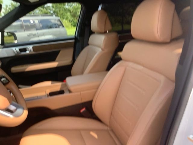 Certified Used 2025 White Hyundai Limited image 19