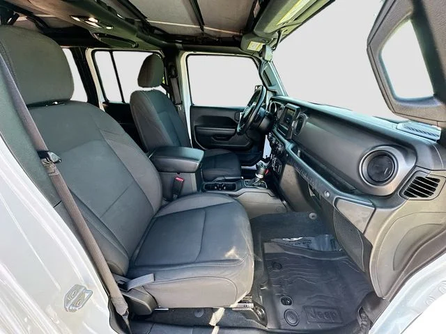 Used 2022 White Jeep Unlimited Sport S image 27