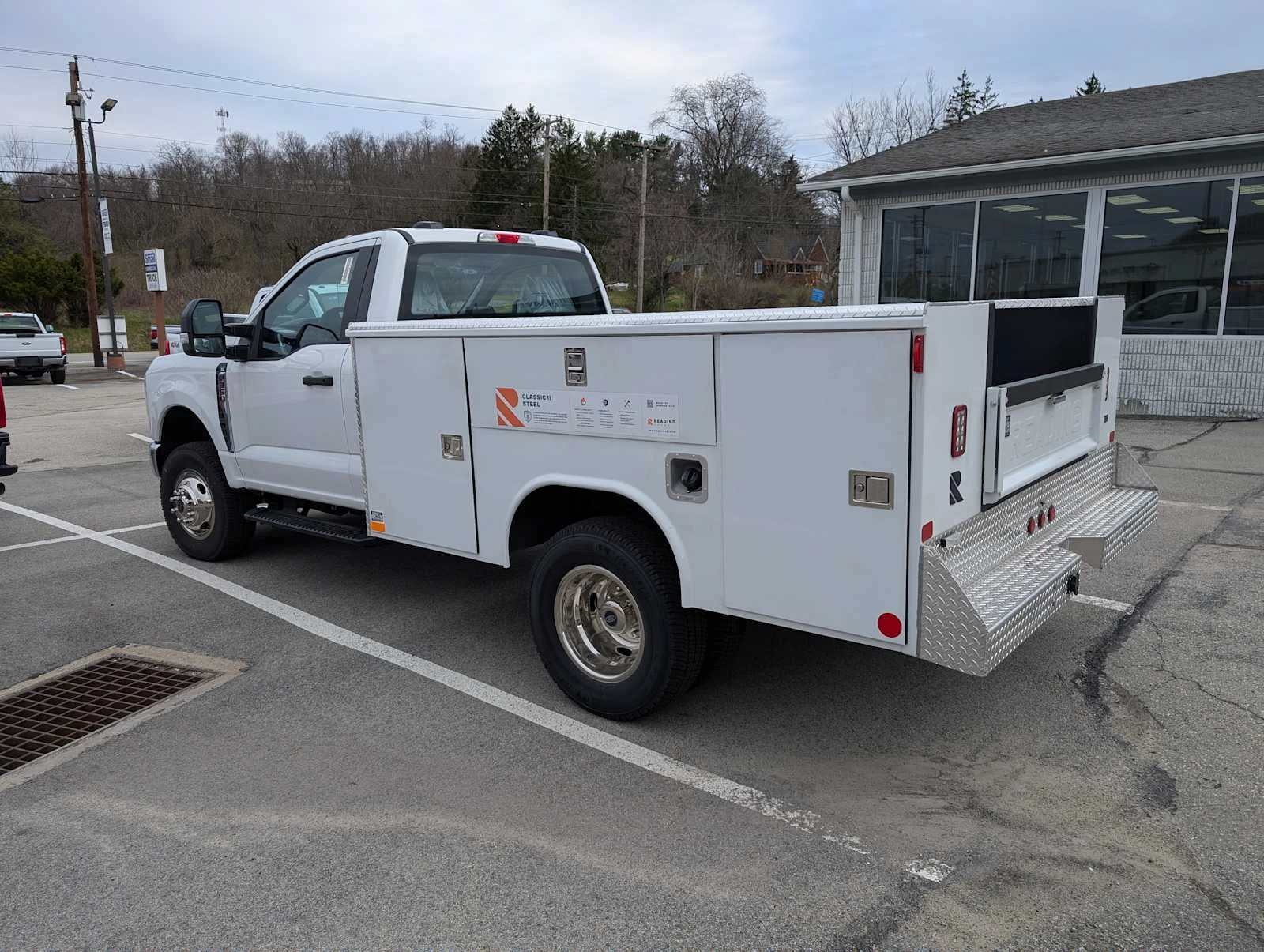 2026 Ford F-350 Super Duty Chassis Cab XL - Photo 11