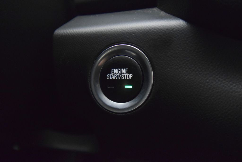 Used 2020 Gray GMC SLE image 26