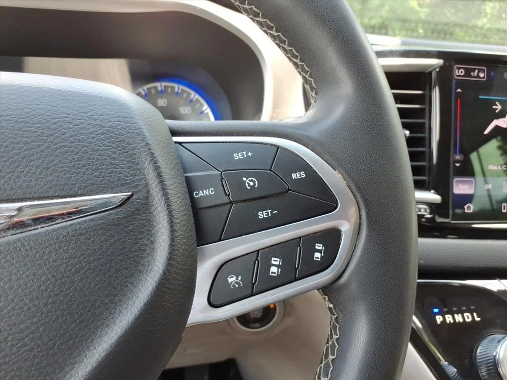 Used 2023 Gray Chrysler Touring L image 21