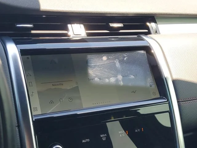 Used 2021 Silver Land Rover S R-Dynamic image 15
