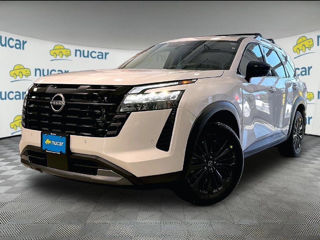 New 2026 White Nissan SL image 2