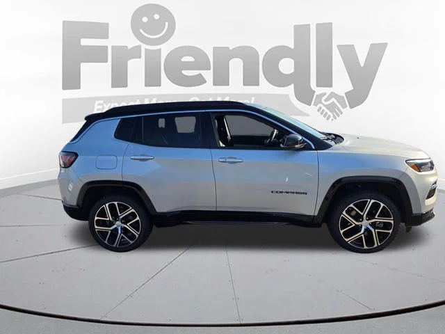 Used 2024 Silver Jeep Limited image 4