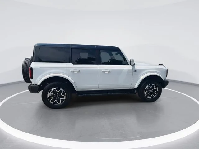 Used 2025 White Ford Outer Banks image 9