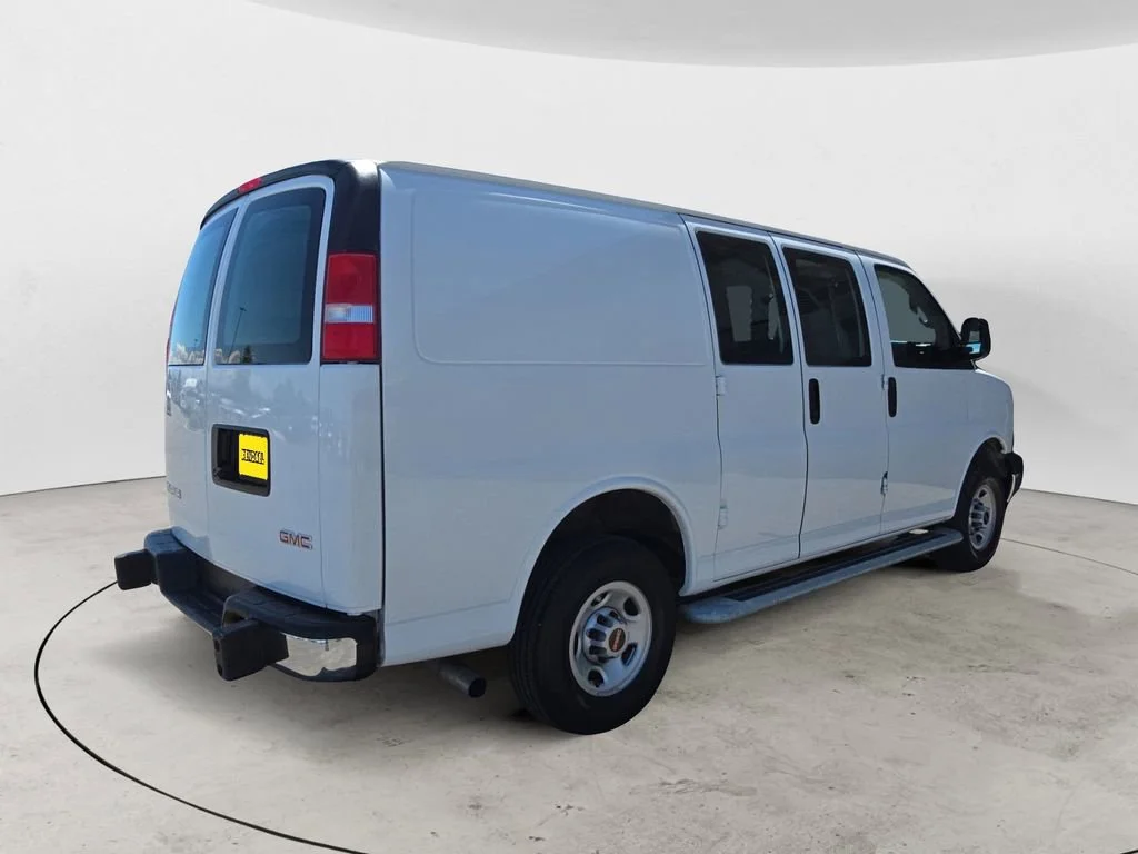 Used 2024 Summit White GMC Work Van image 5