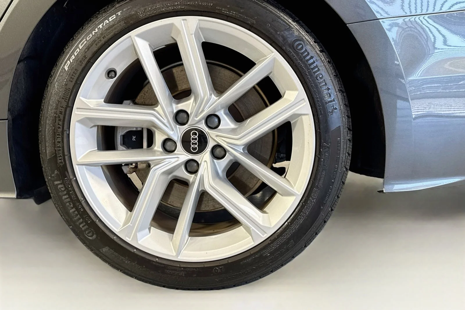 Used 2024 Gray Audi S line Premium image 30