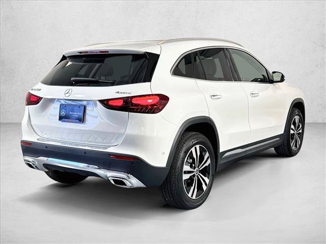 New 2026 Polar White Mercedes-Benz GLA 250 image 35