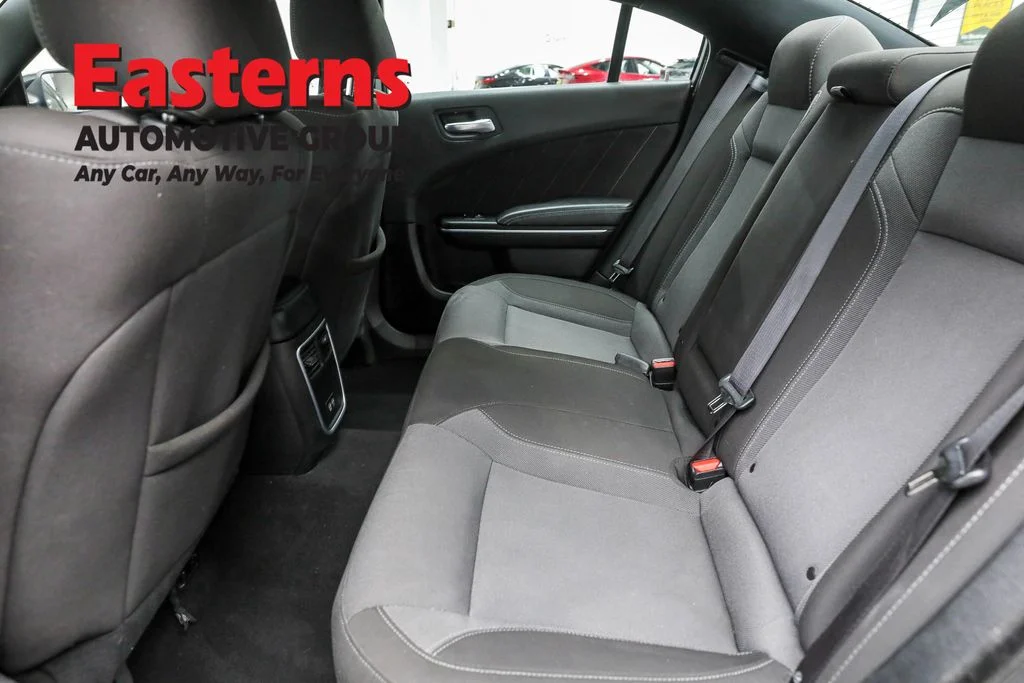 Used 2022 Black Dodge SXT image 21