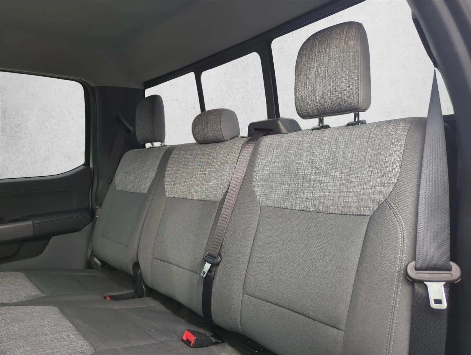 Used 2023 Avalanche Ford XLT image 21