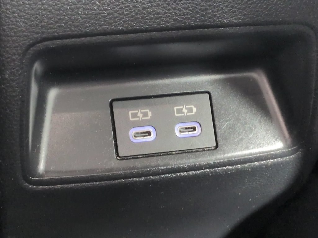 2024 Toyota Corolla LE - Photo 20