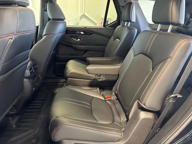 2026 Honda Pilot TrailSport - Photo 18