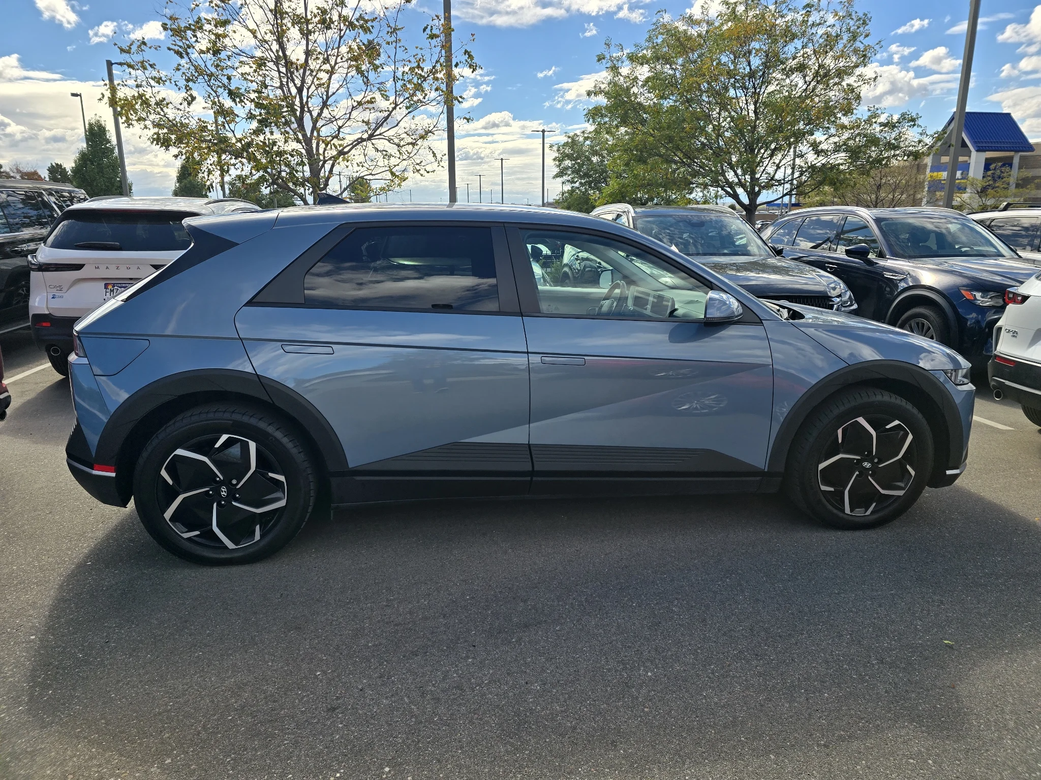Used 2024 Lucid Blue Hyundai SEL image 6