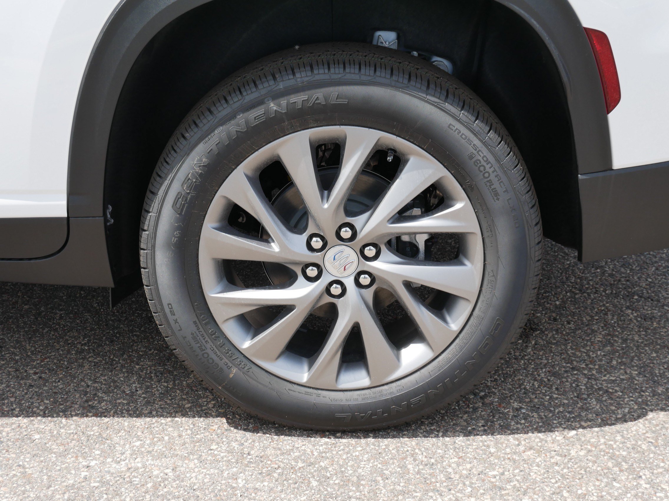 New 2026 Summit White Buick Preferred image 3