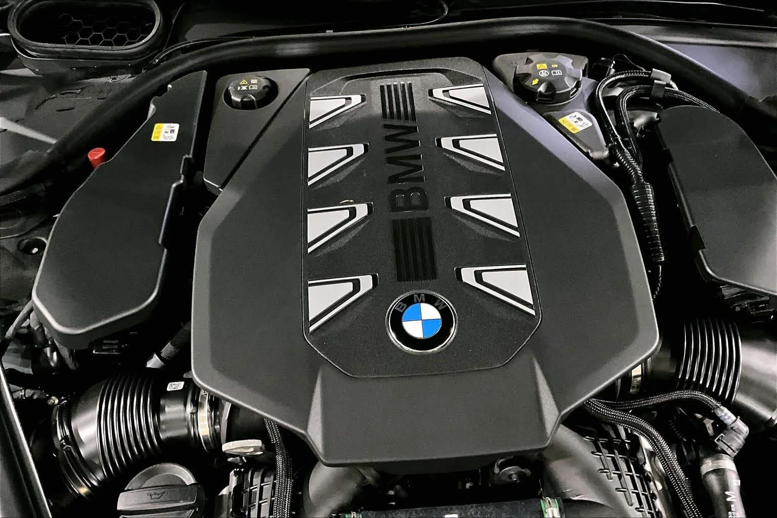 New 2026 Brooklyn Grey Metallic BMW 760i xDrive image 15
